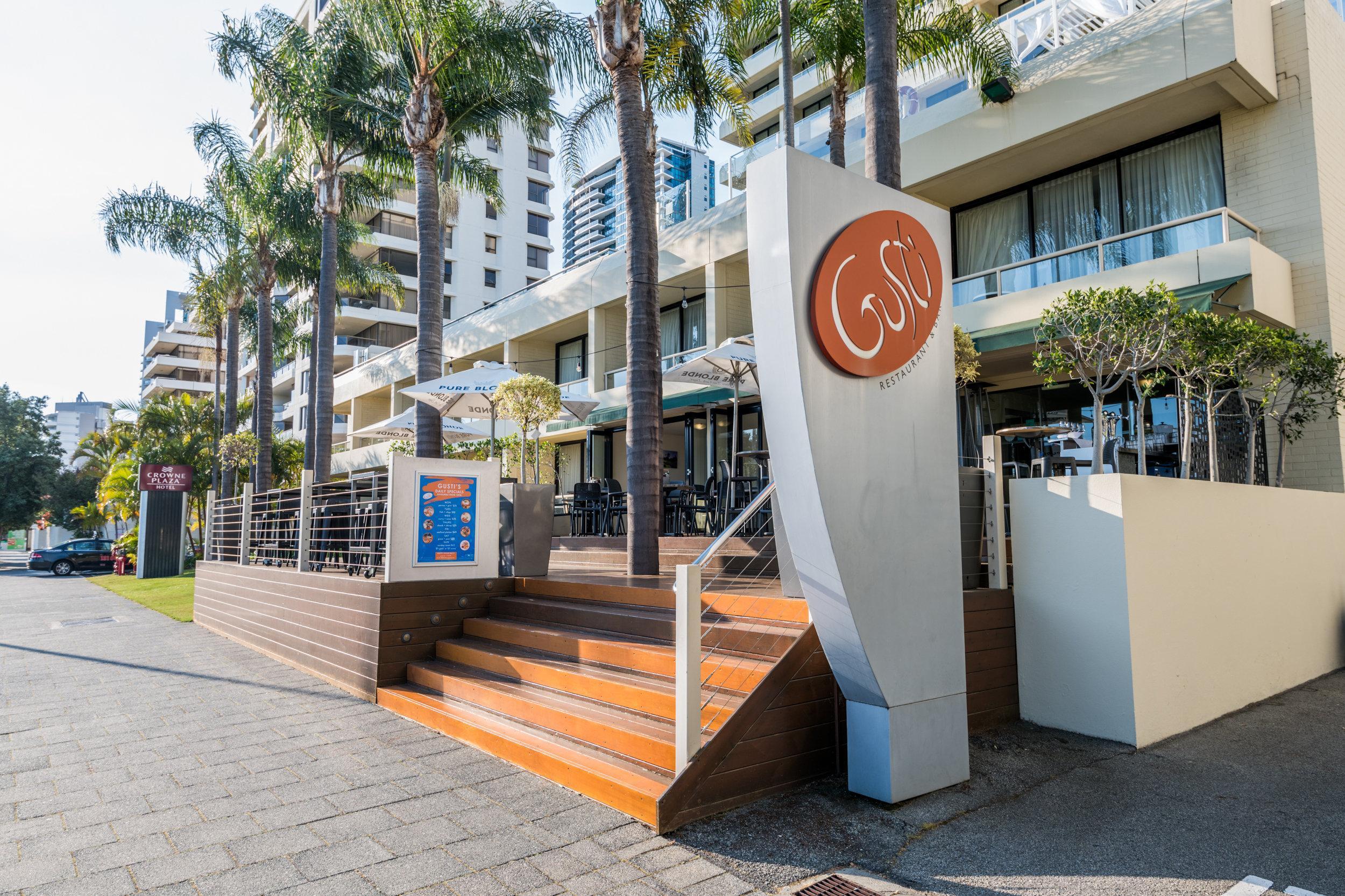 Crowne Plaza Perth By Ihg Hotel Exterior photo
