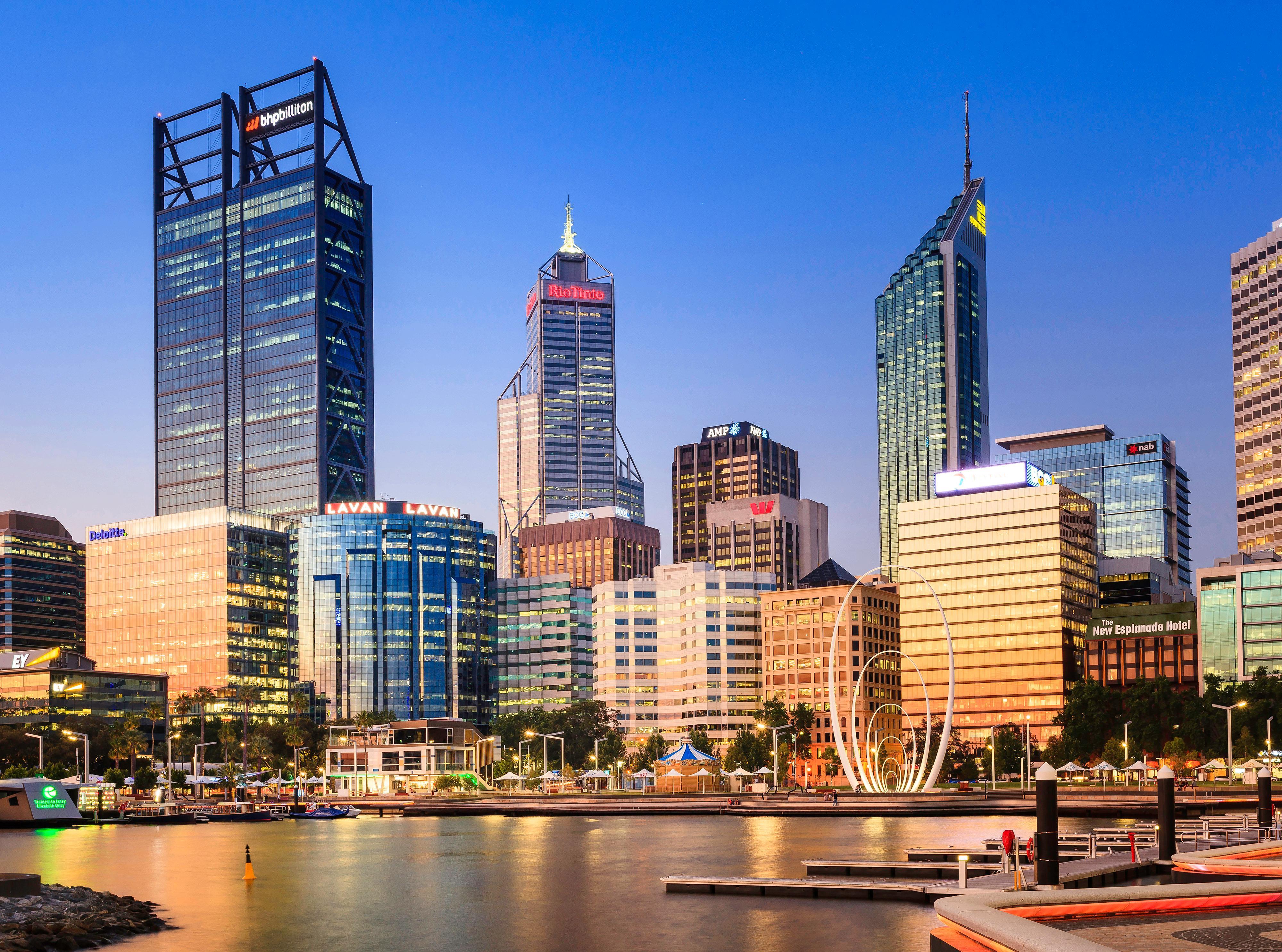 Crowne Plaza Perth By Ihg Hotel Exterior photo