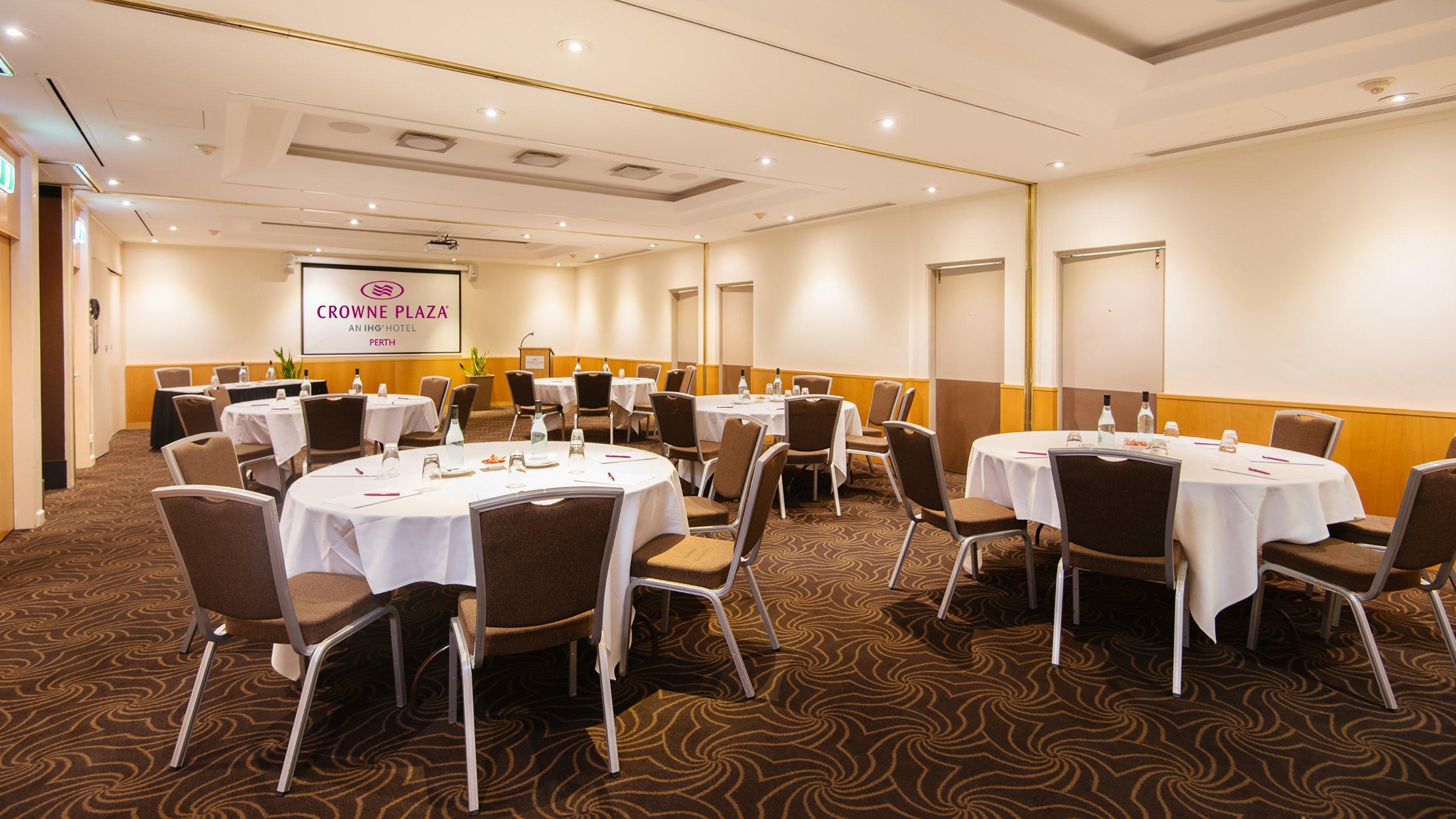Crowne Plaza Perth By Ihg Hotel Exterior photo