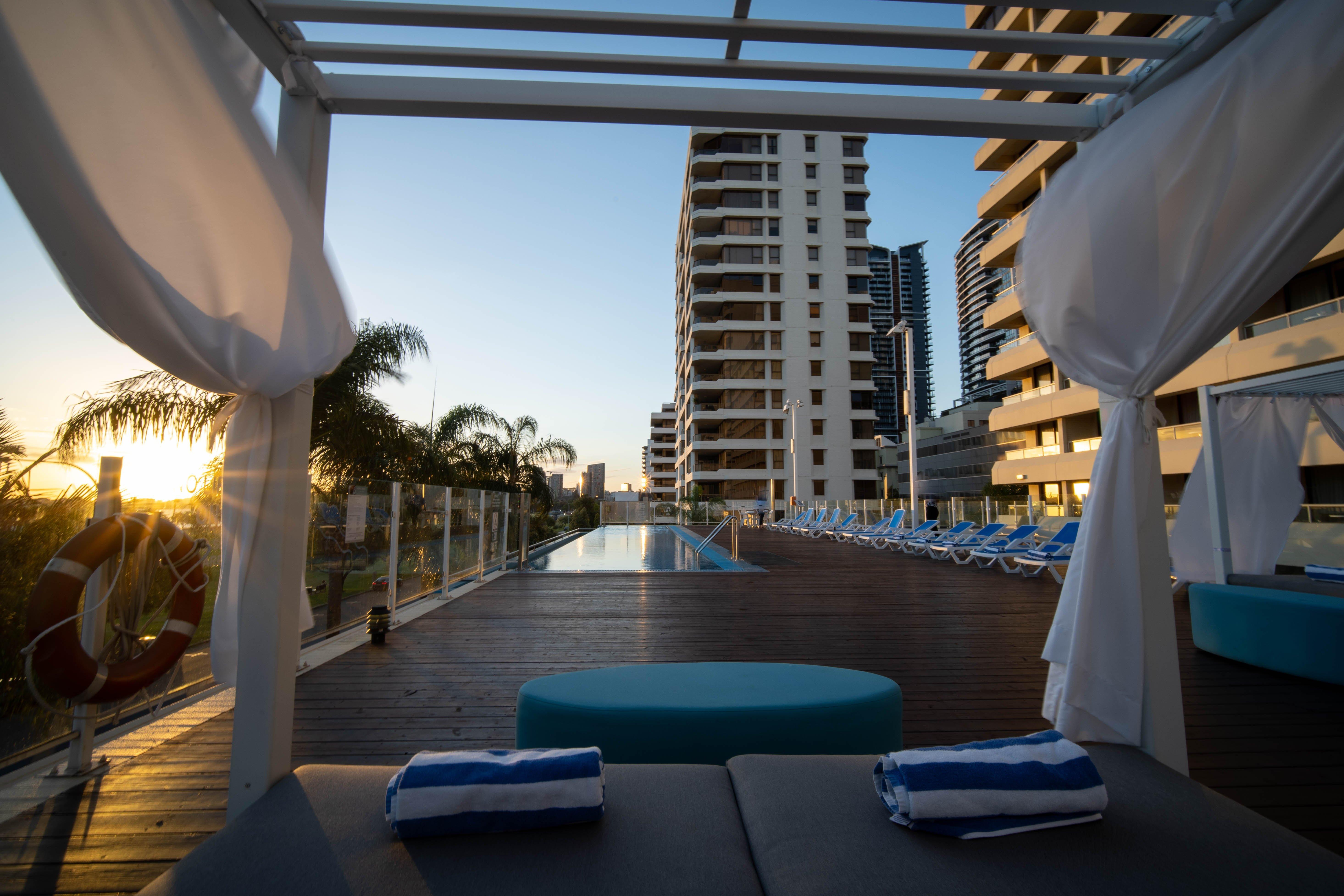 Crowne Plaza Perth By Ihg Hotel Exterior photo