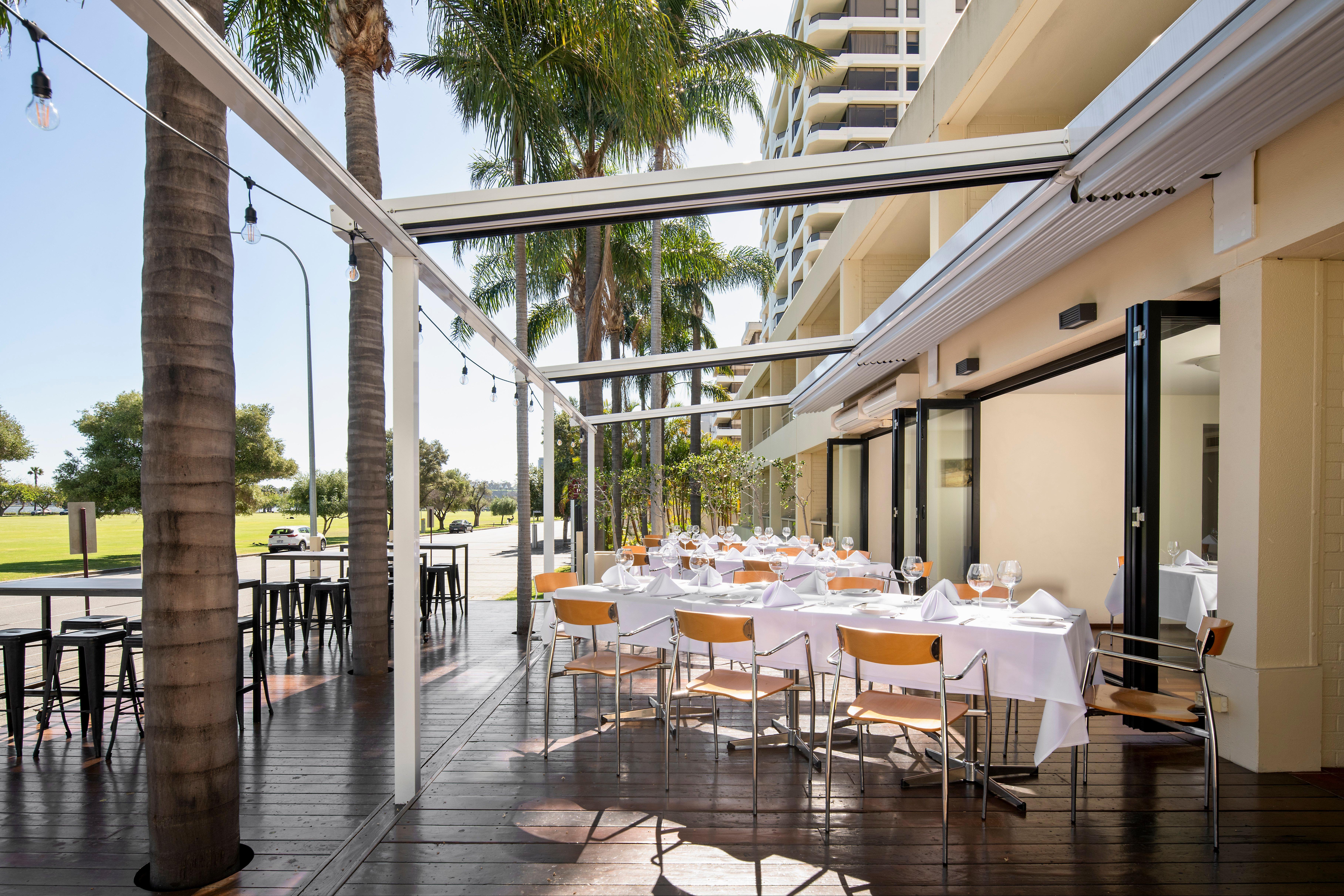 Crowne Plaza Perth By Ihg Hotel Exterior photo
